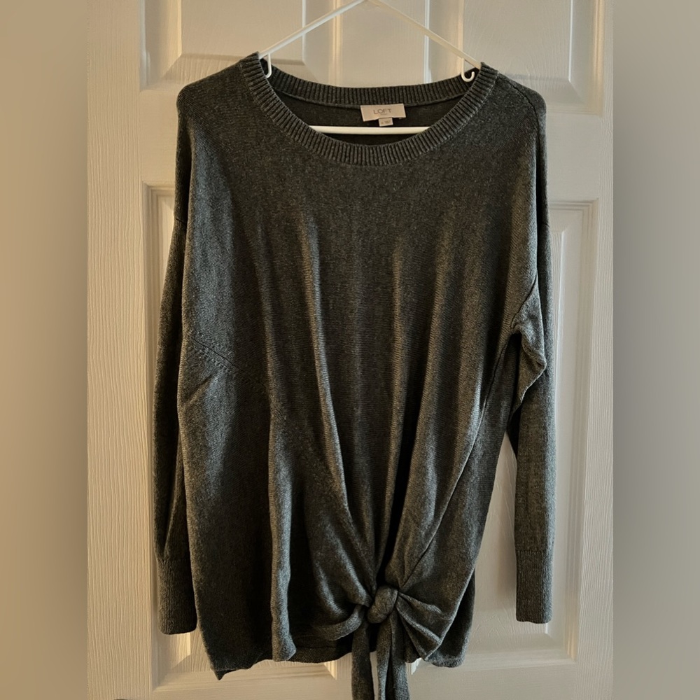 Loft‎ medium grey tie sweater